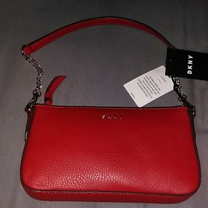 PEBBLED MINI CROSS BAG